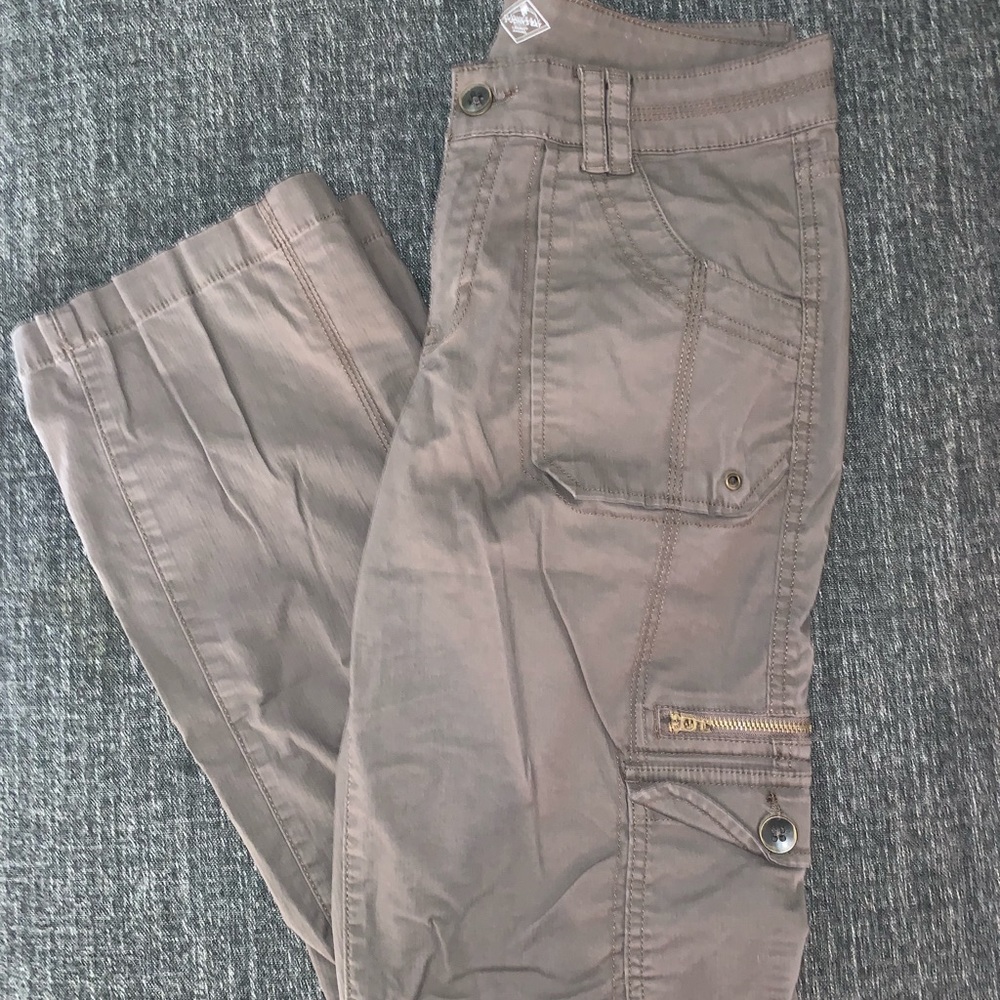 st Johns bay casual pants size 4